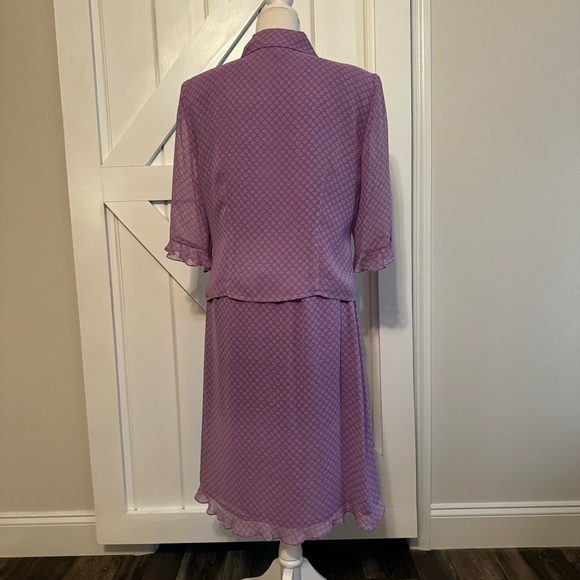 Cynthia Howie 2 Piece Silk Set - Picture 5 of 11